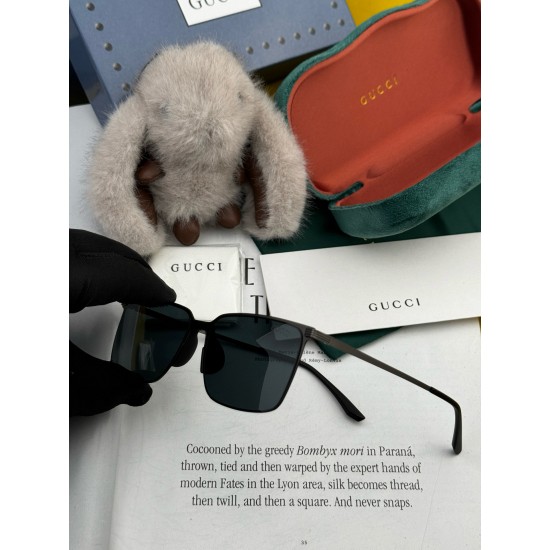 Gucci SUNGLASSES