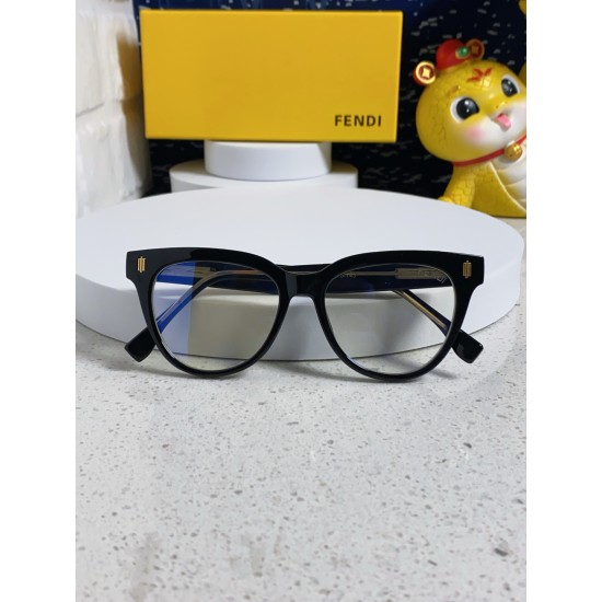 FENDI SUNGLASSES