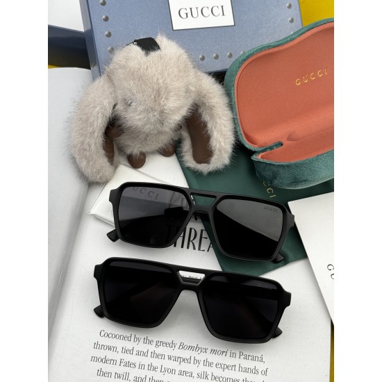 Gucci SUNGLASSES
