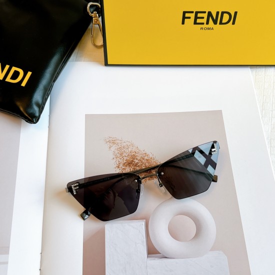 FENDI SUNGLASSES