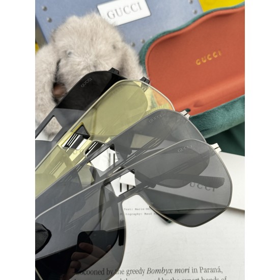 Gucci SUNGLASSES