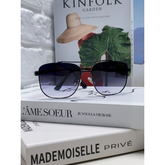 BURBERRY SUNGLASSES