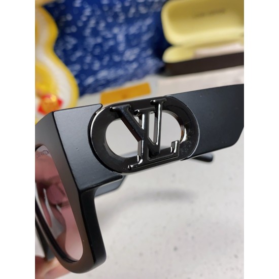 LV SUNGLASSES