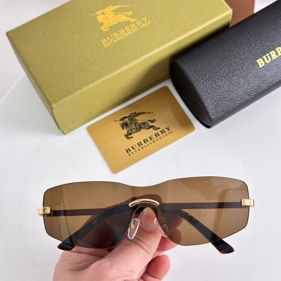 BURBERRY SUNGLASSES