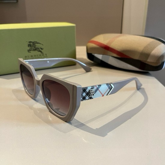 BURBERRY SUNGLASSES