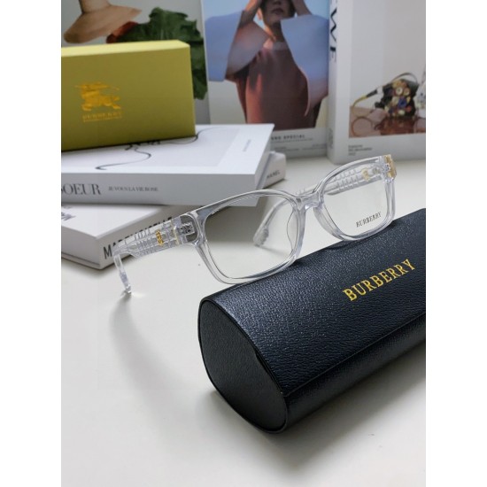 BURBERRY SUNGLASSES