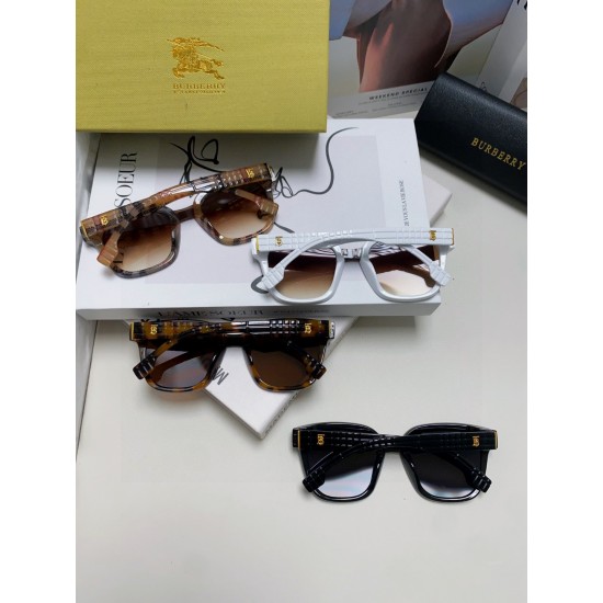 BURBERRY SUNGLASSES