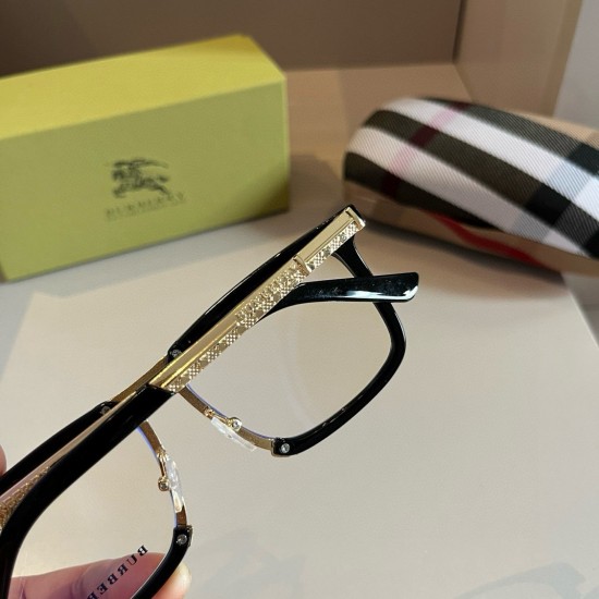 BURBERRY SUNGLASSES