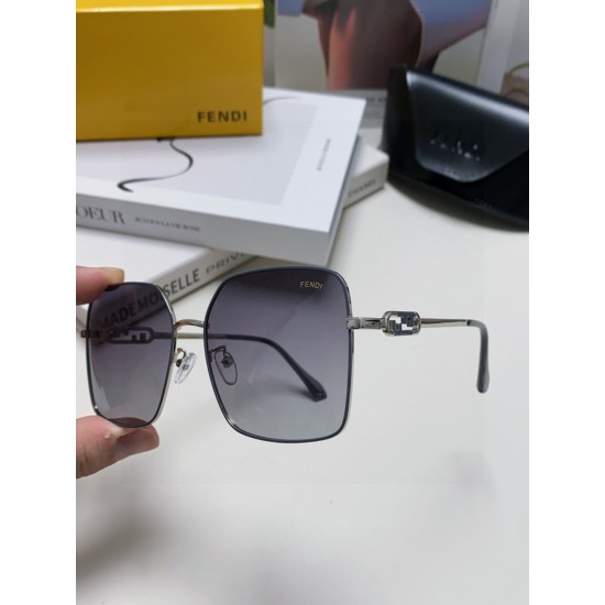 FENDI SUNGLASSES