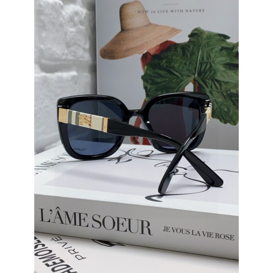 BURBERRY SUNGLASSES