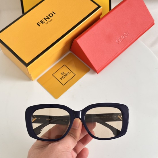 FENDI SUNGLASSES