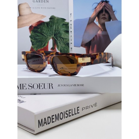 VERSACE SUNGLASSES