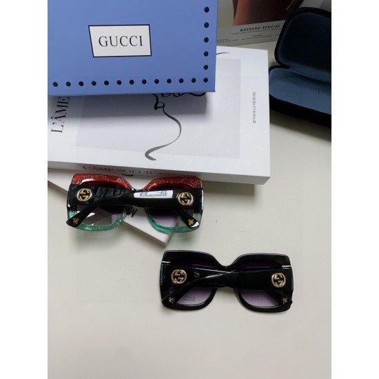 Gucci SUNGLASSES