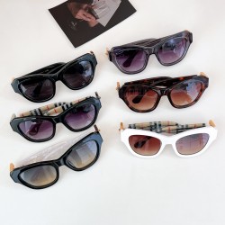 BURBERRY SUNGLASSES