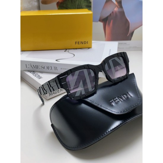 FENDI SUNGLASSES