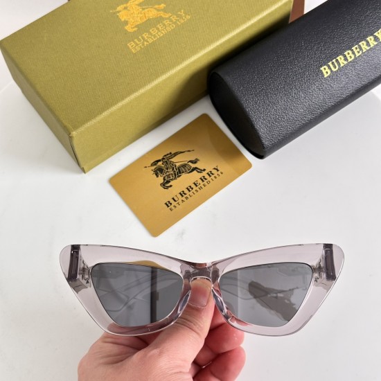 BURBERRY SUNGLASSES
