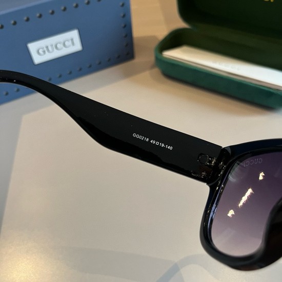 Gucci SUNGLASSES Gucci SUNGLASSES