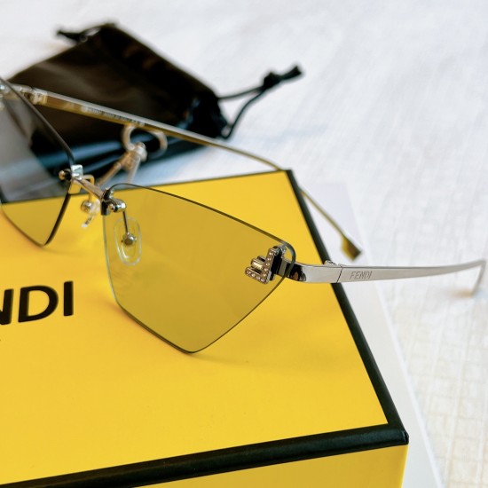 FENDI SUNGLASSES