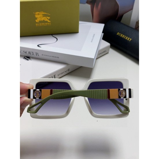 BURBERRY SUNGLASSES