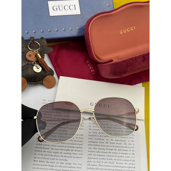 Gucci SUNGLASSES