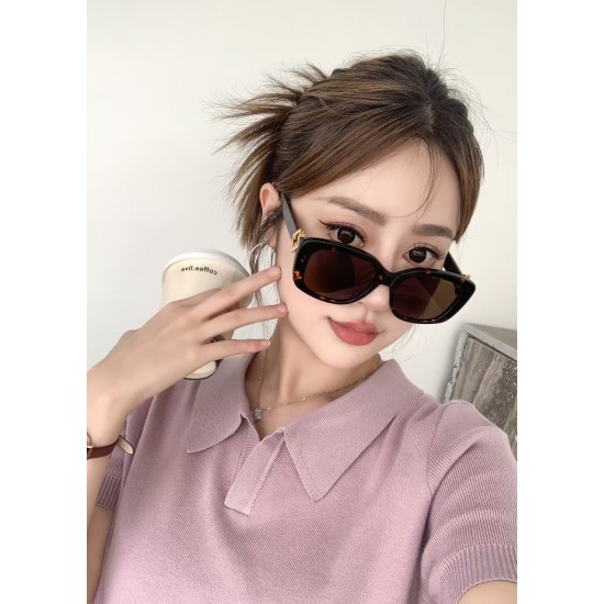 FENDI SUNGLASSES