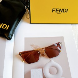 FENDI SUNGLASSES