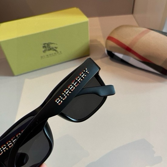 BURBERRY SUNGLASSES