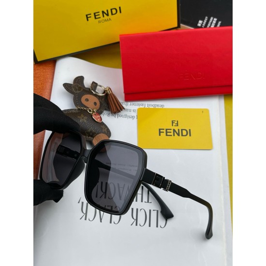 FENDI SUNGLASSES