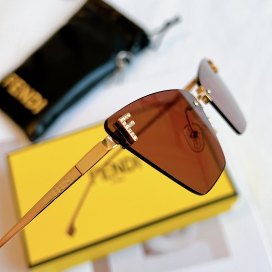 FENDI SUNGLASSES