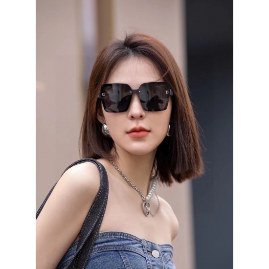 Dior SUNGLASSES