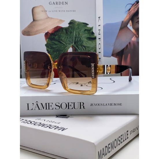 BURBERRY SUNGLASSES