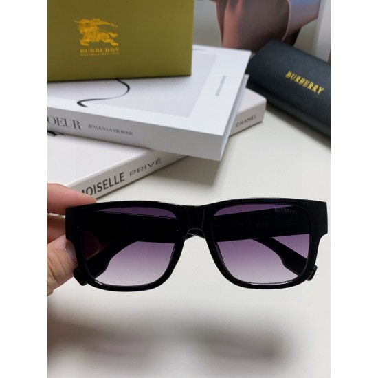 BURBERRY SUNGLASSES