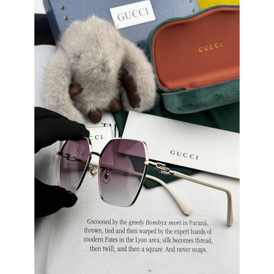 Gucci SUNGLASSES