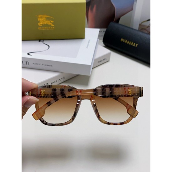 BURBERRY SUNGLASSES