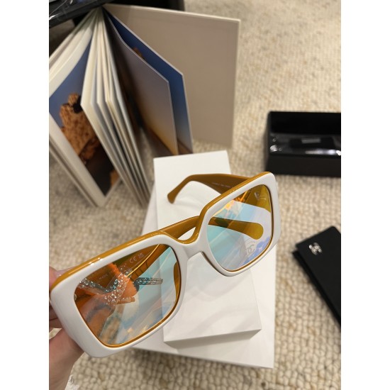 CHANEL SUNGLASSES