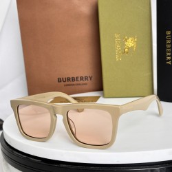 BURBERRY SUNGLASSES