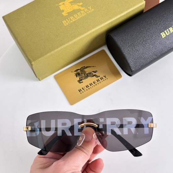 BURBERRY SUNGLASSES