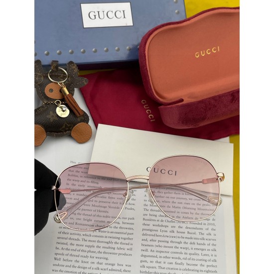 Gucci SUNGLASSES
