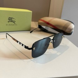 BURBERRY SUNGLASSES