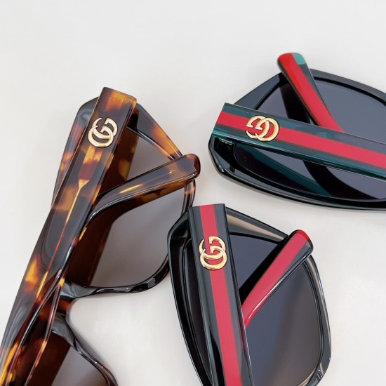 Gucci SUNGLASSES