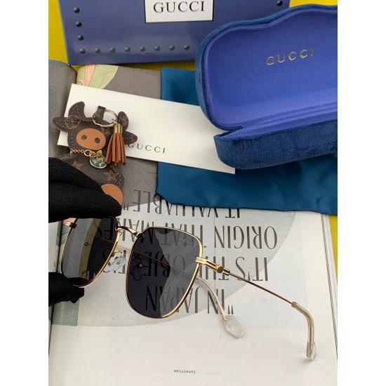 Gucci SUNGLASSES