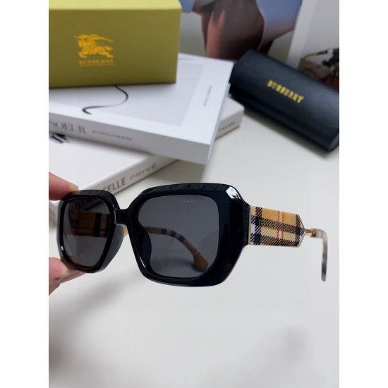 BURBERRY SUNGLASSES