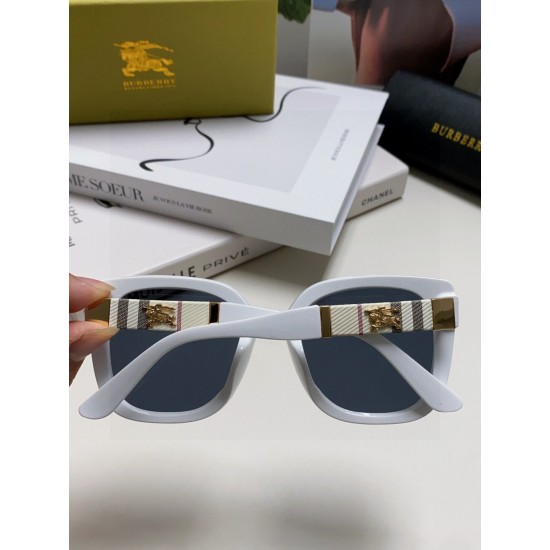 BURBERRY SUNGLASSES