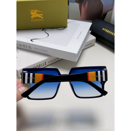 BURBERRY SUNGLASSES