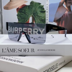 BURBERRY SUNGLASSES