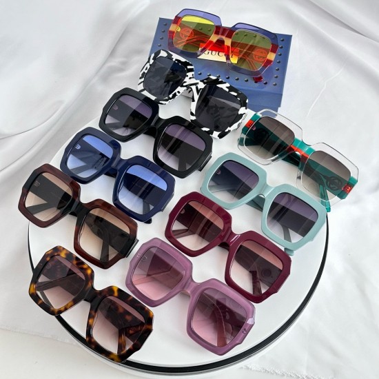 Gucci SUNGLASSES