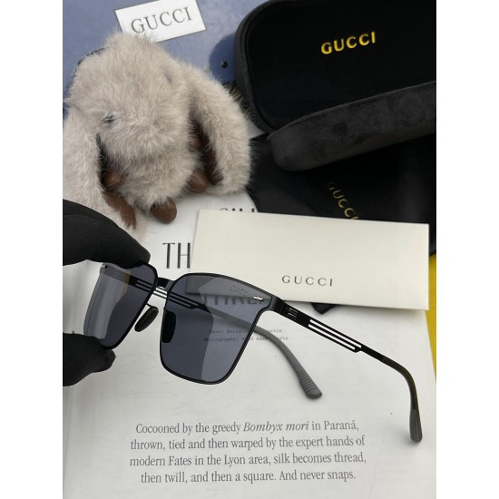 Gucci SUNGLASSES