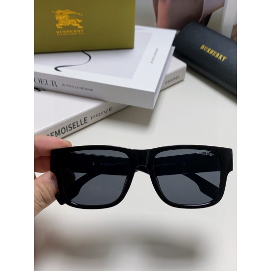 BURBERRY SUNGLASSES