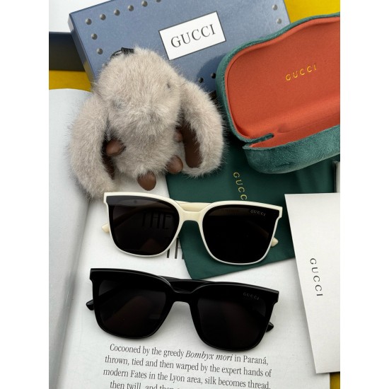 Gucci SUNGLASSES