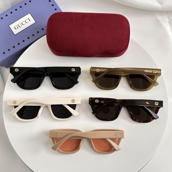 Gucci SUNGLASSES